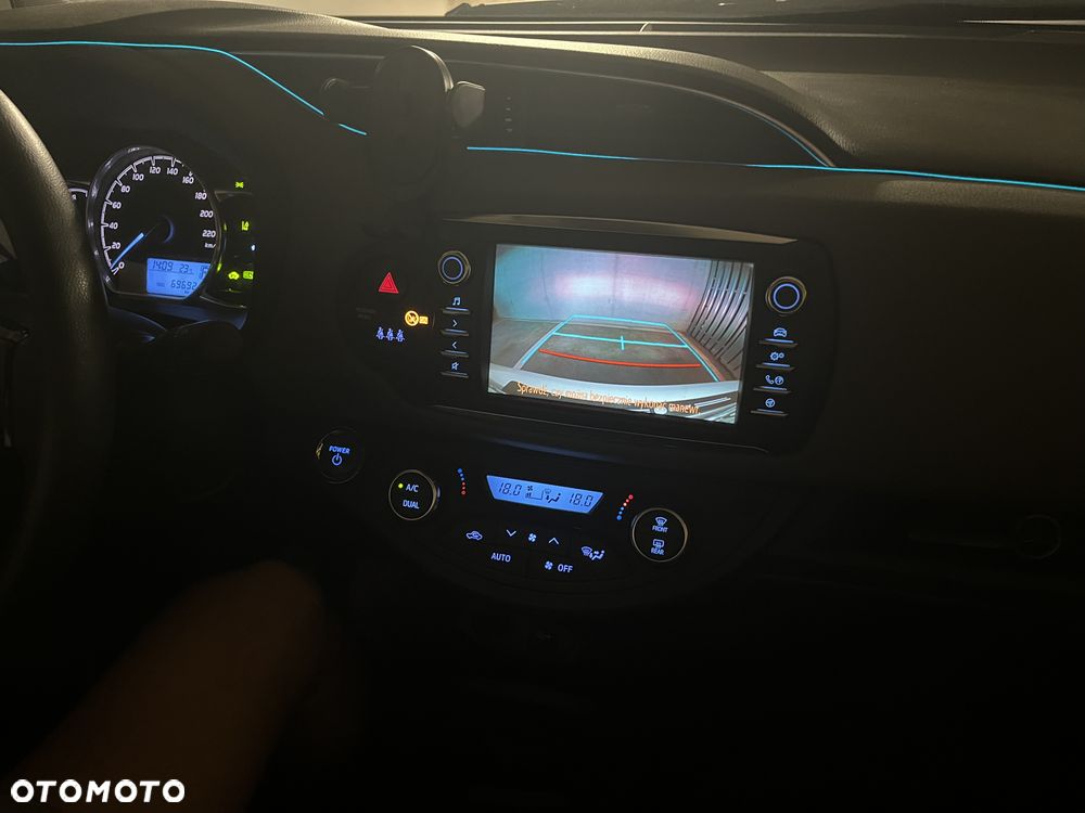 Toyota Yaris - 21