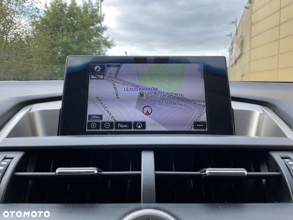 Lexus NX 300h Comfort AWD - 23