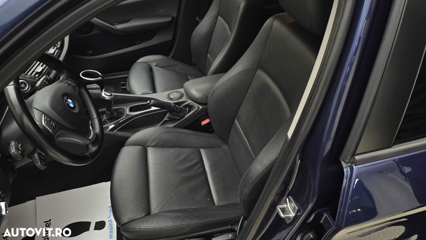 BMW X1 xDrive18d - 12