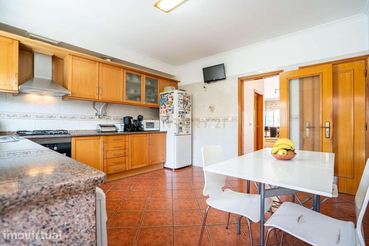 Moradia T3 em Quinta do Conde, Sesimbra - Oportunidade Única - Grande imagem: 3/46