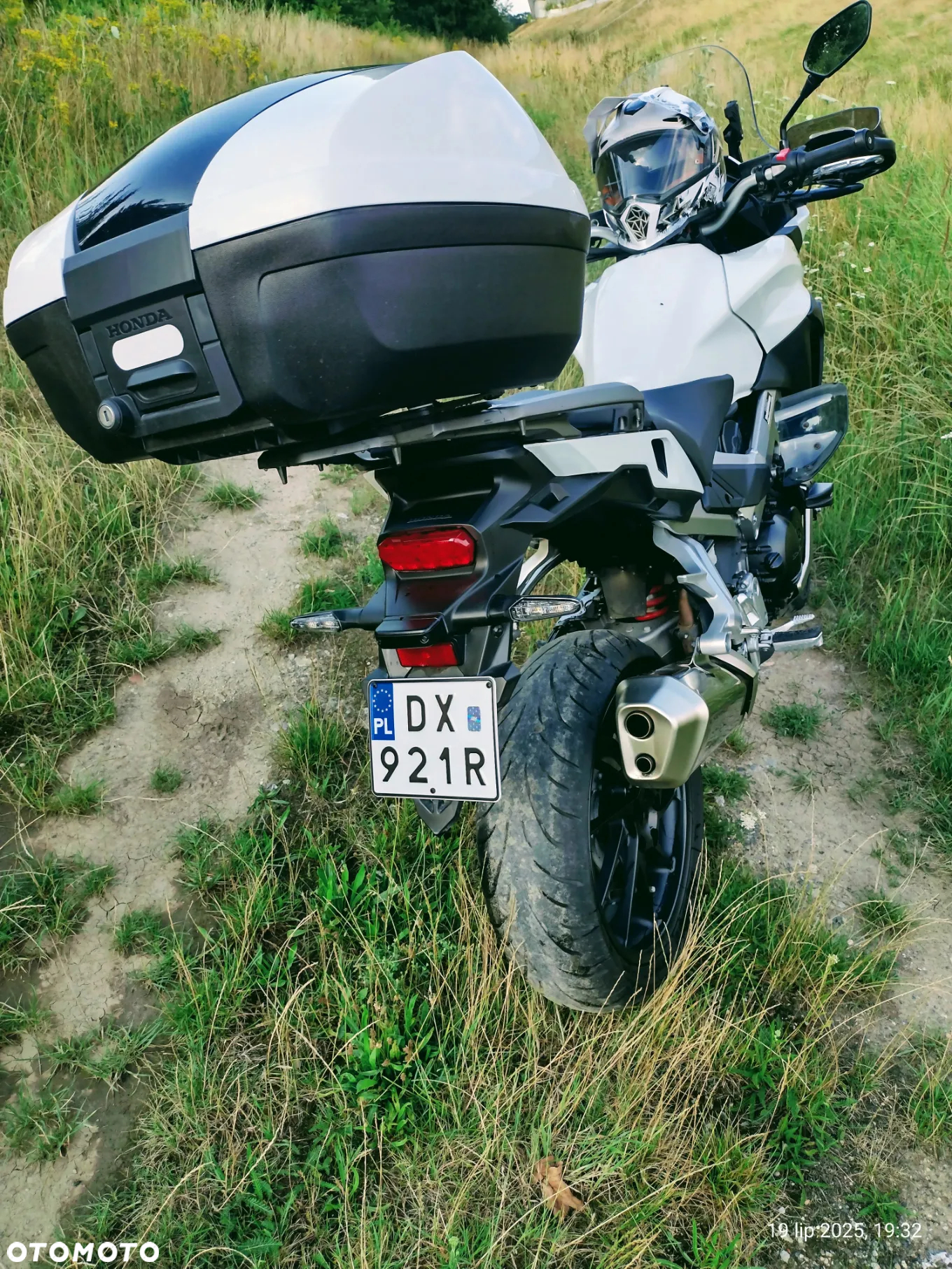 Honda VFR - 8
