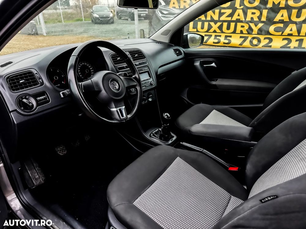 Volkswagen Polo - 10