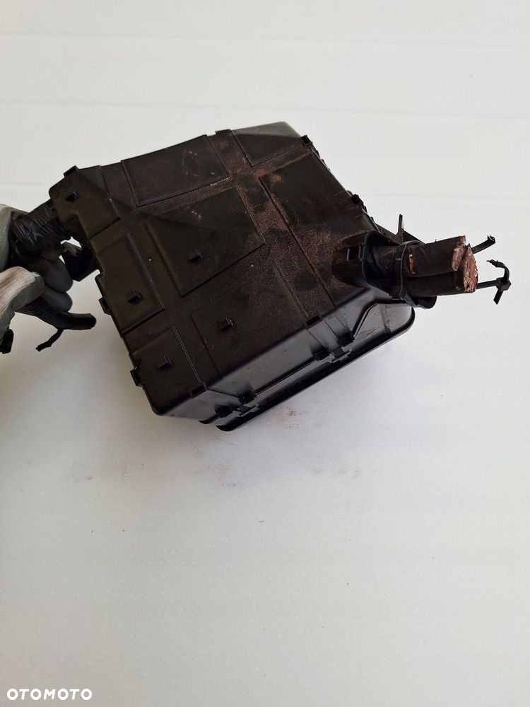 hyundai tucson ii 1.6 gdi lift puszka bezpieczników 18- - 2