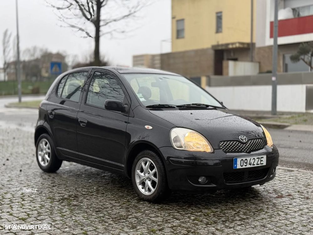 Toyota Yaris 1.0 Sol AC - 6