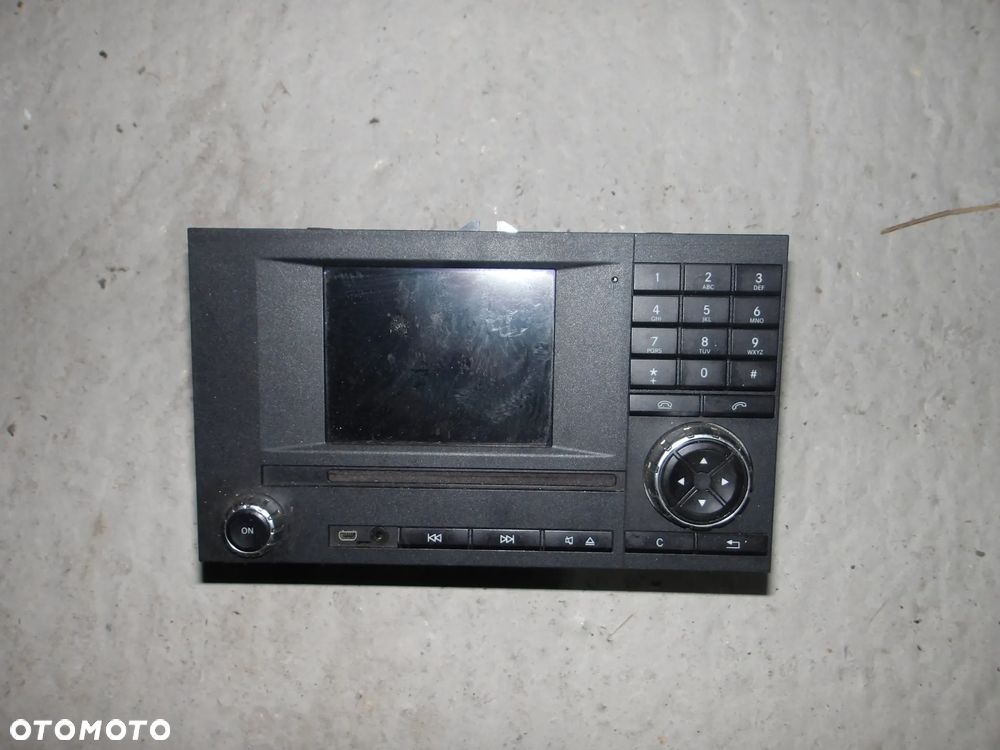 RADIO MERCEDES ACTROS MP4 A0004467662 7620000236