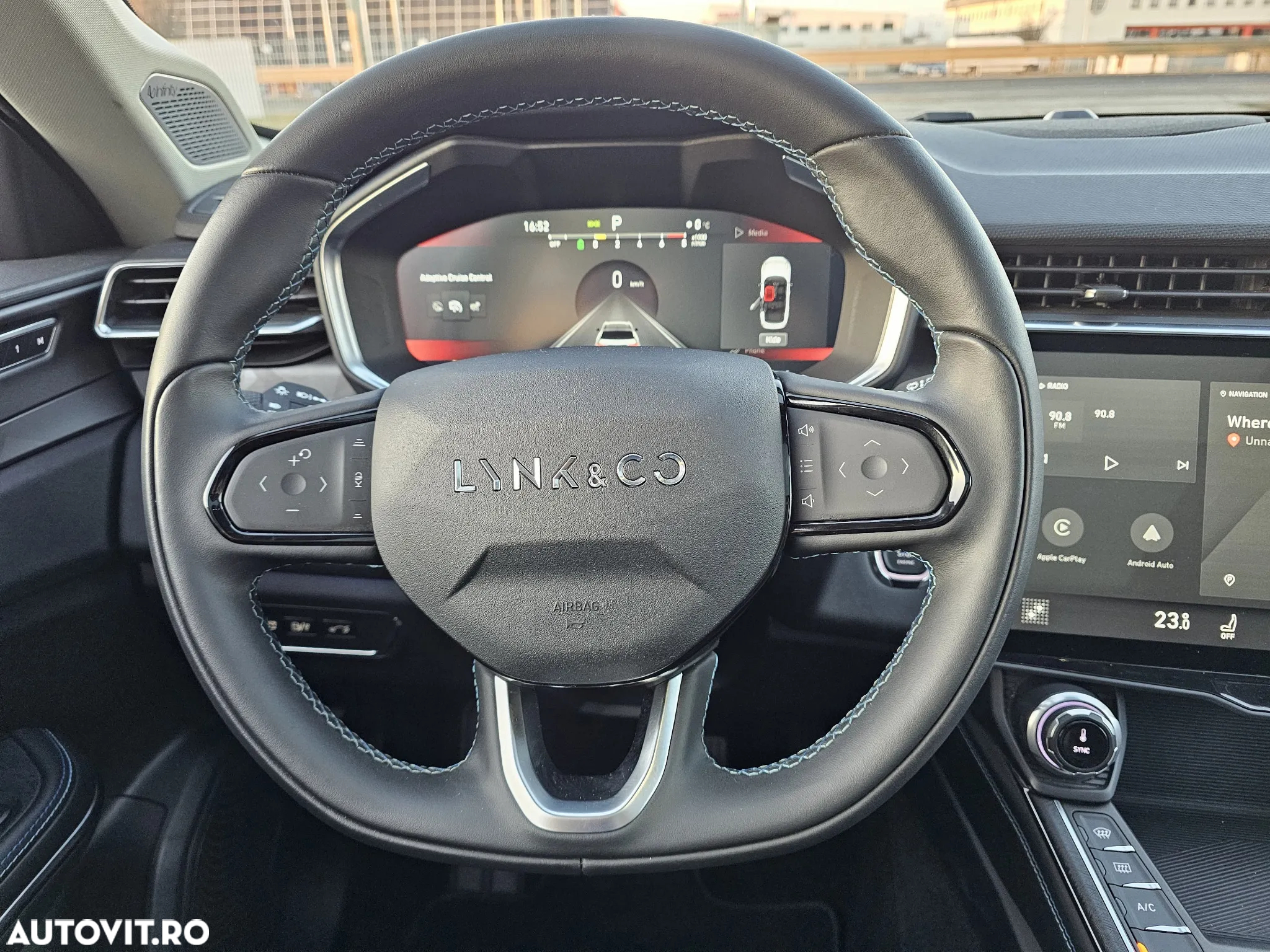 Lynk&Co 01 - 23
