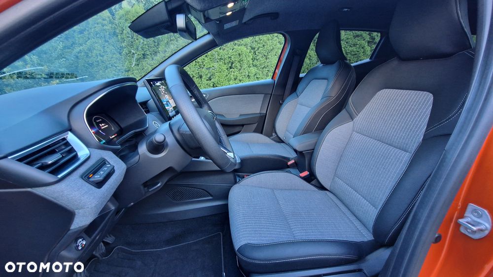 Renault Clio - 10