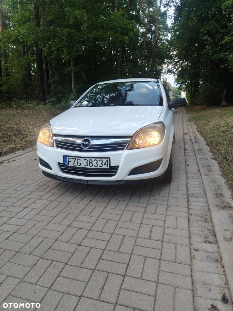 Opel Astra 1.4 - 8