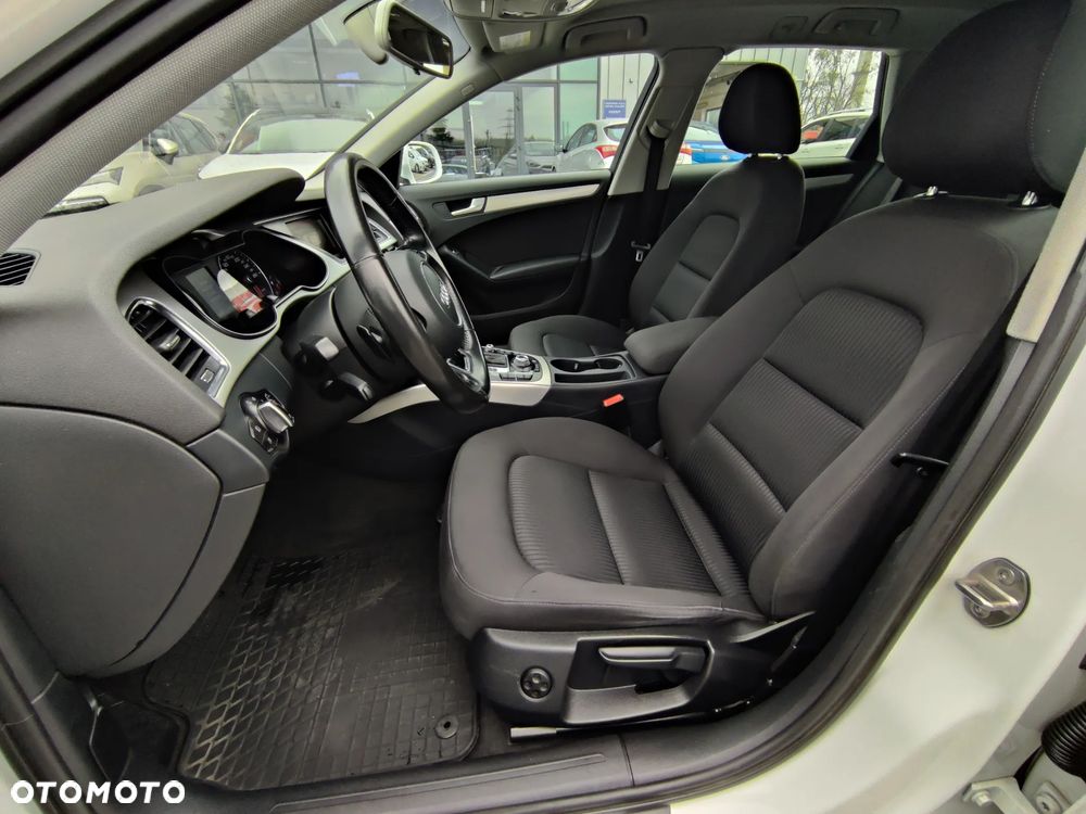 Audi A4 Avant 2.0 TDI DPF multitronic S line Sportpaket - 13