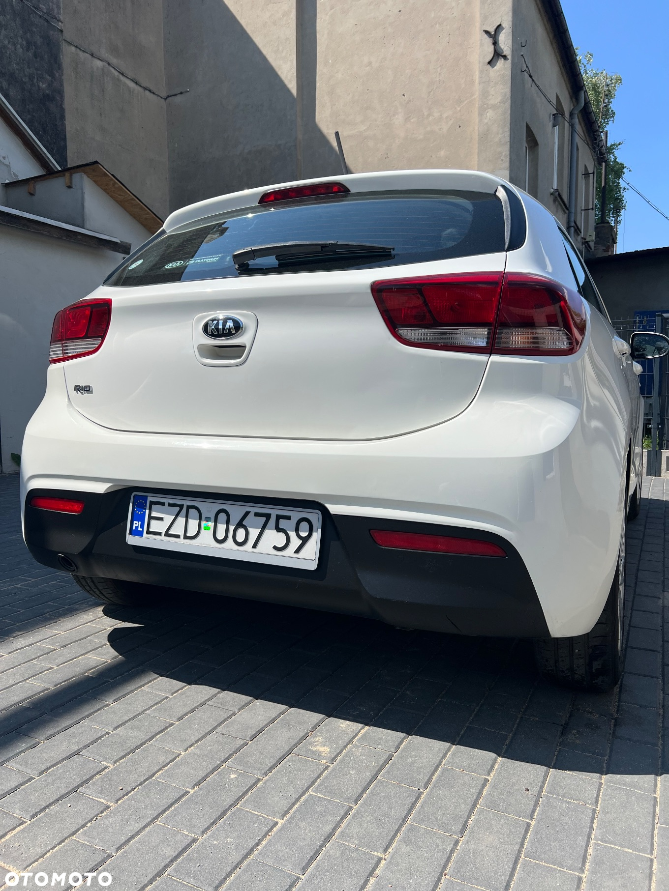 Kia Rio - 7