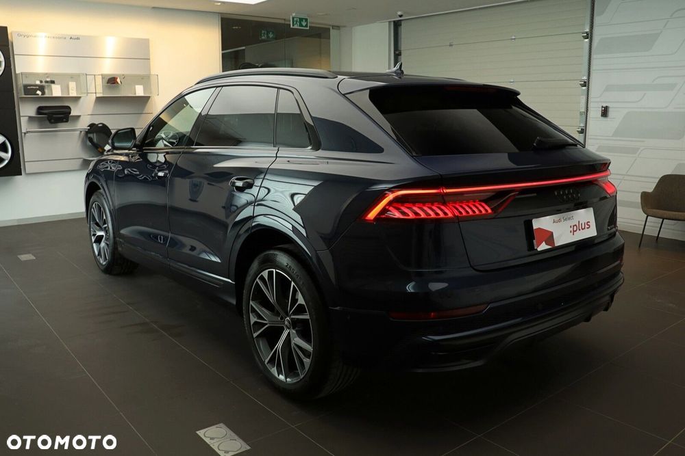 Audi Q8 55 TFSI mHEV Quattro Tiptronic - 4