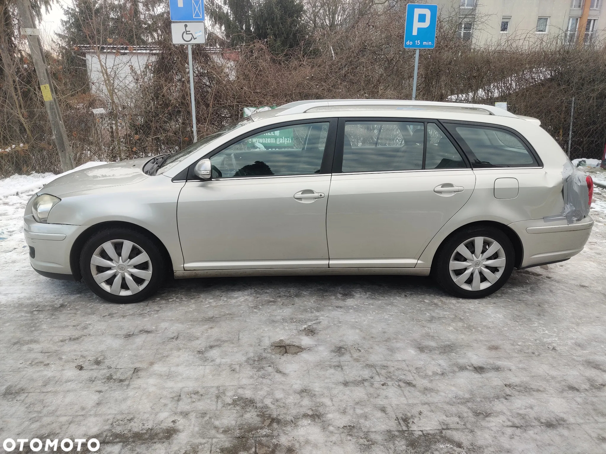 Toyota Avensis 2.0 D-4D Combi - 17