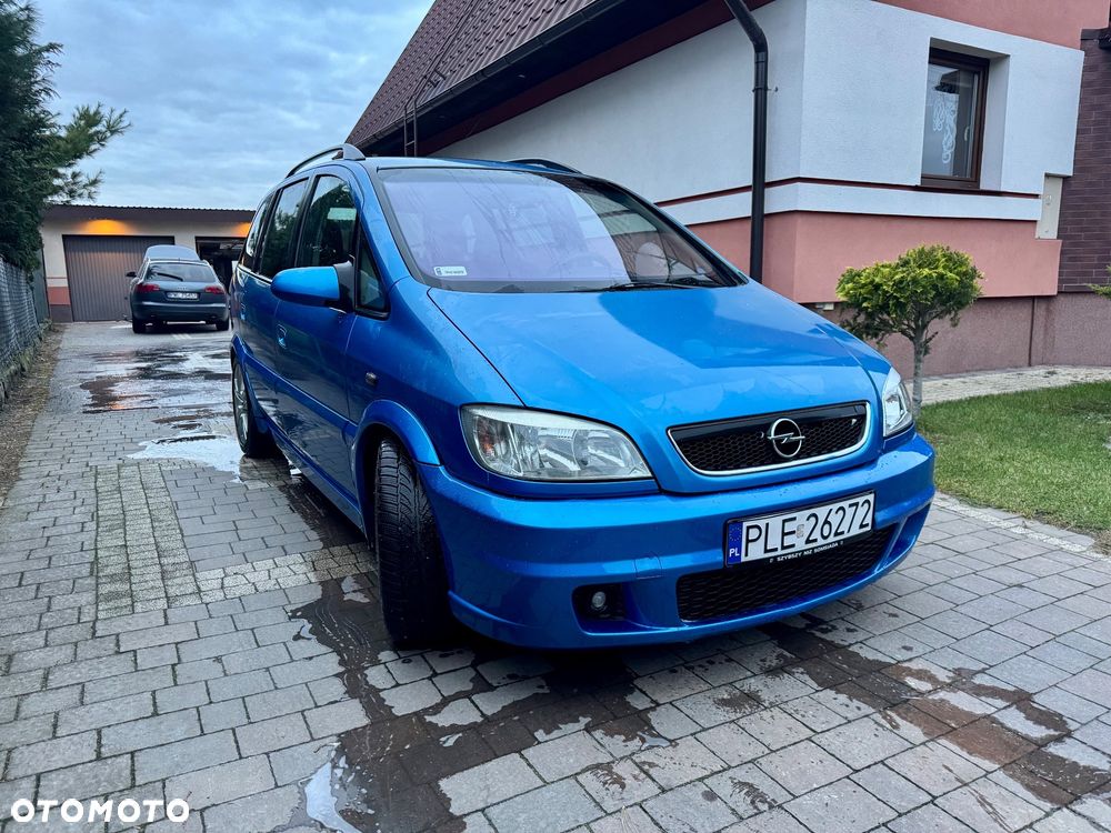 Opel Zafira 2.0 OPC - 2