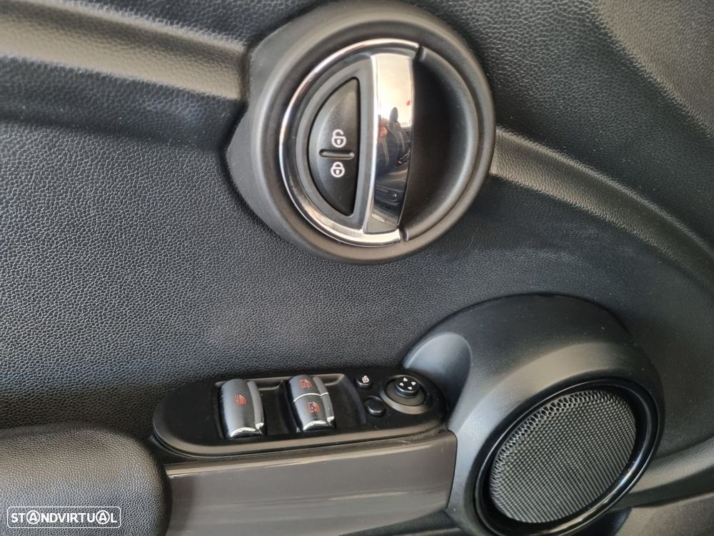 MINI Cabrio - 25