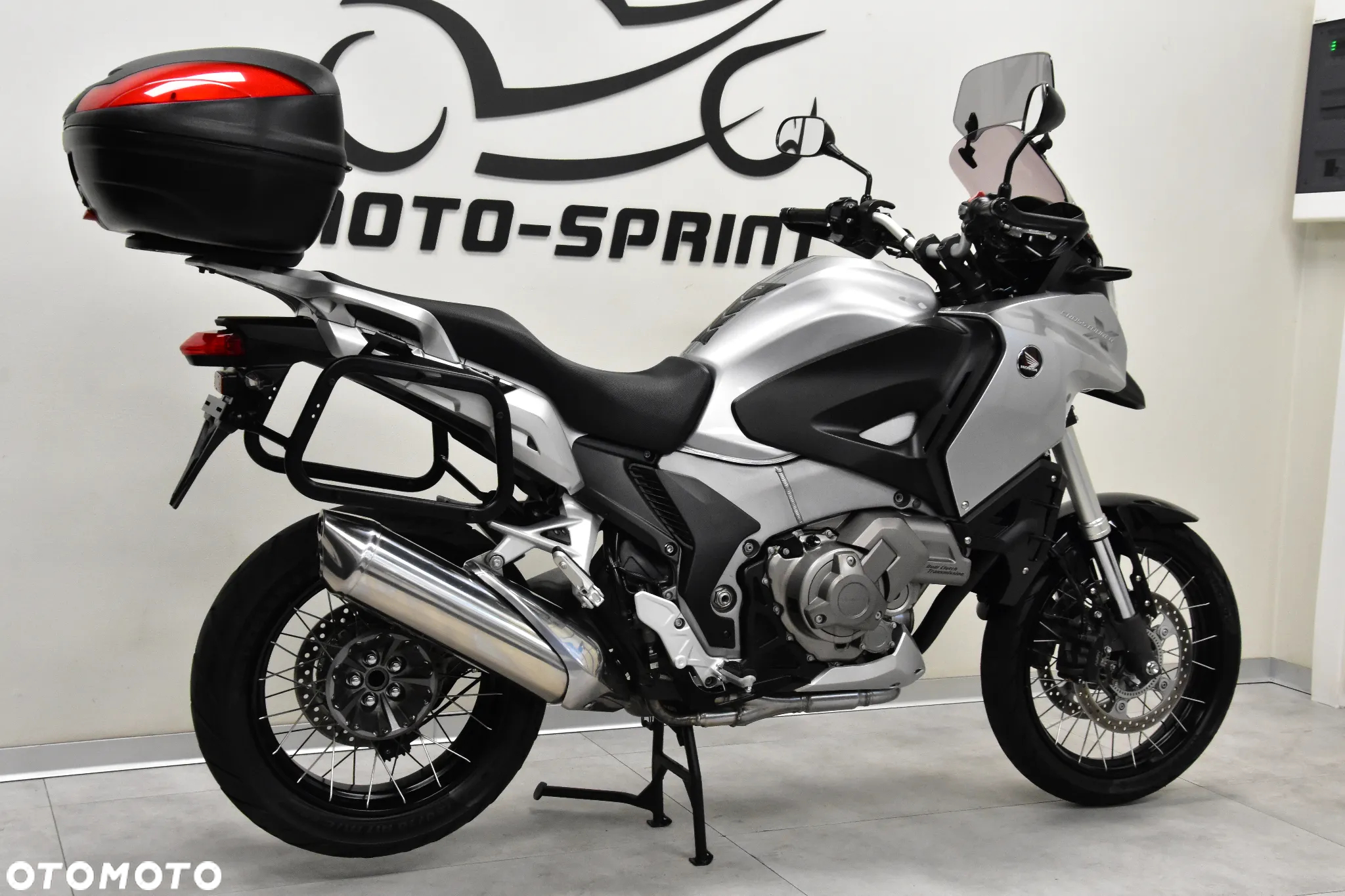 Honda VFR - 5