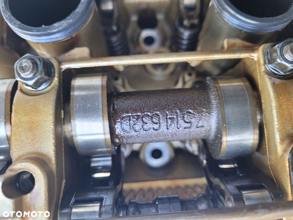 GŁOWICA LEWA Z WAŁKAMI BMW E60 E61 E63 E64 N62B48 7542613 7540322 - 12