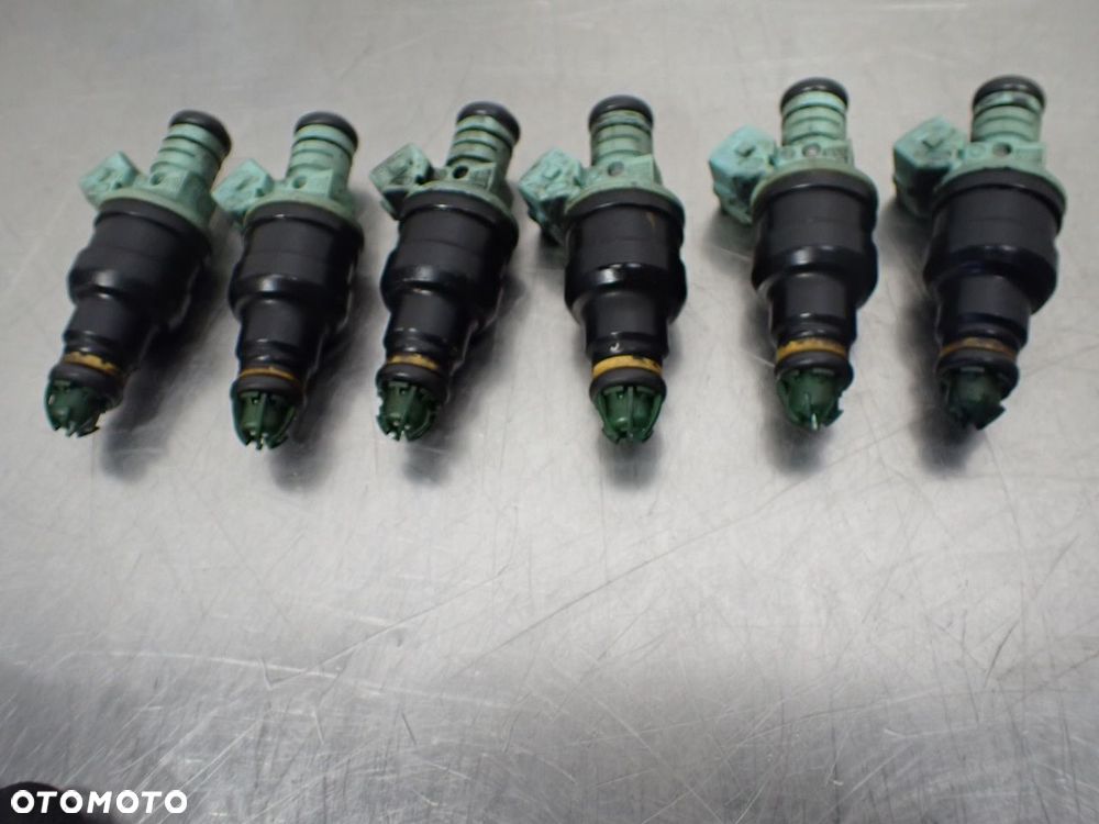 WTRYSK BMW E36 COUPE 2.0 M52B20 0280150415 - 3