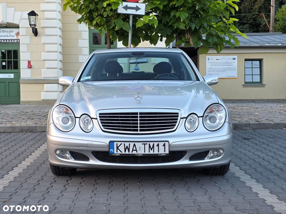 Mercedes-Benz Klasa E - 9