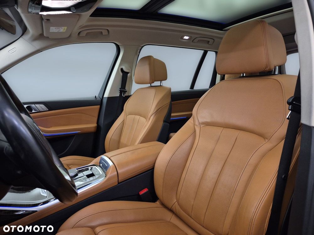 BMW X7 - 13