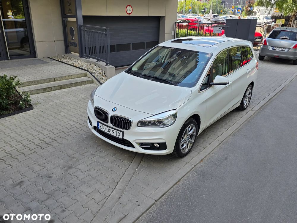 BMW Seria 2 220i Luxury Line - 9