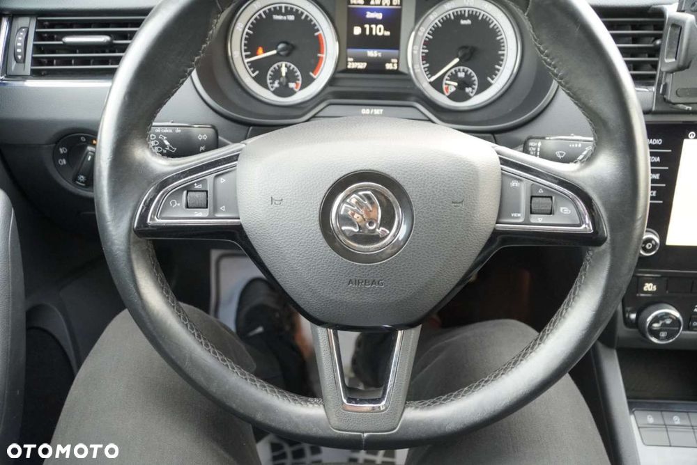 Skoda Octavia 1.5 TSI ACT DSG Ambition - 16