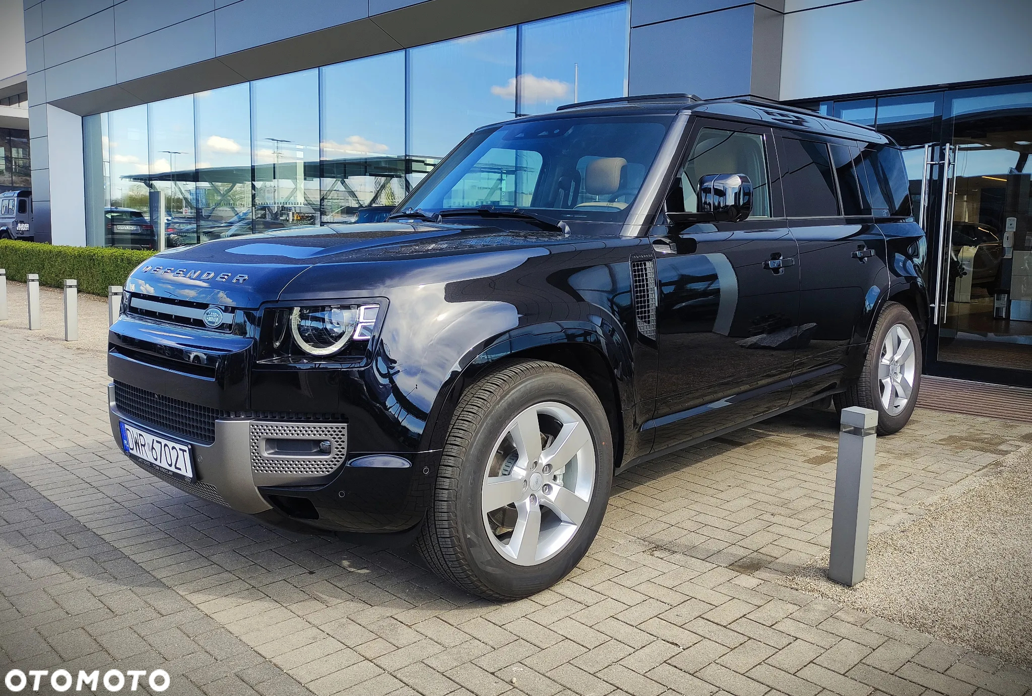 Land Rover Defender - 5
