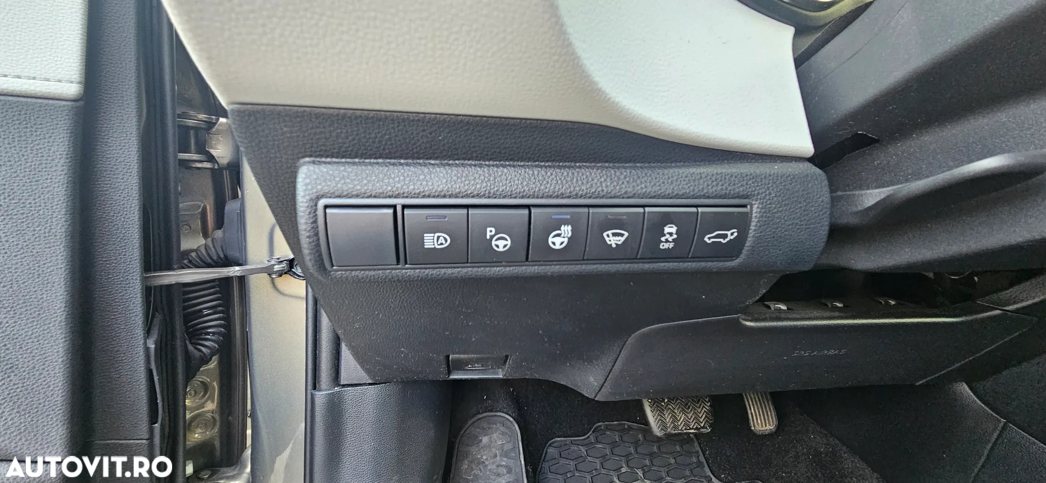 Toyota Corolla - 7
