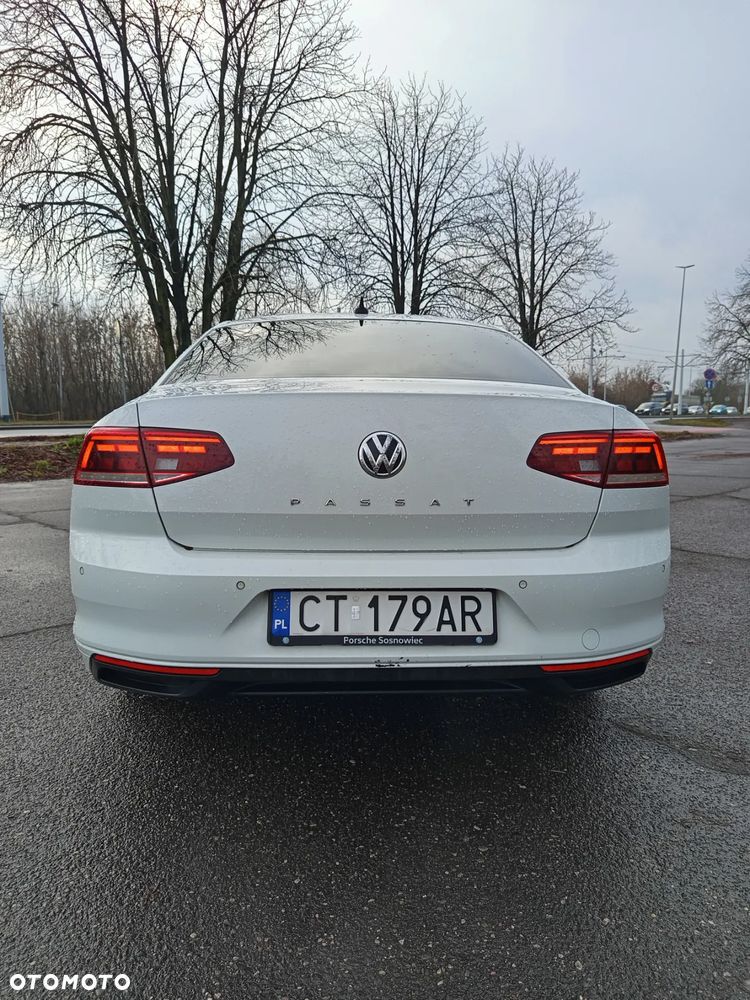 Volkswagen Passat 2.0 TDI Business DSG - 4