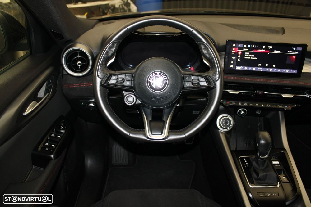 Alfa Romeo Tonale 1.3 Plug-In Hybrid Veloce e-AWD - 10