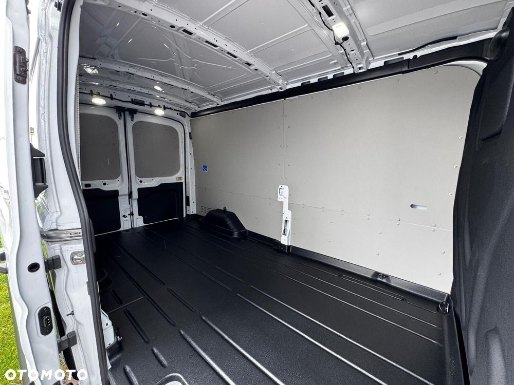 Ford transit Van Trend L3H2 - 13