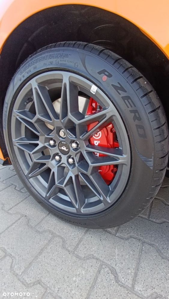 Ford Mustang - 13