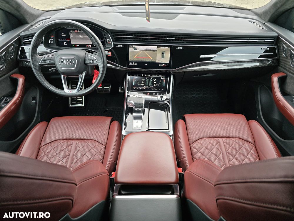 Audi SQ8 - 10