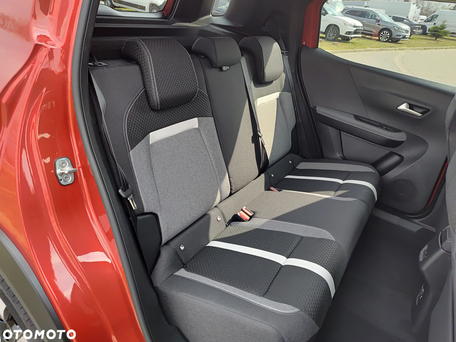 Opel Frontera - 15