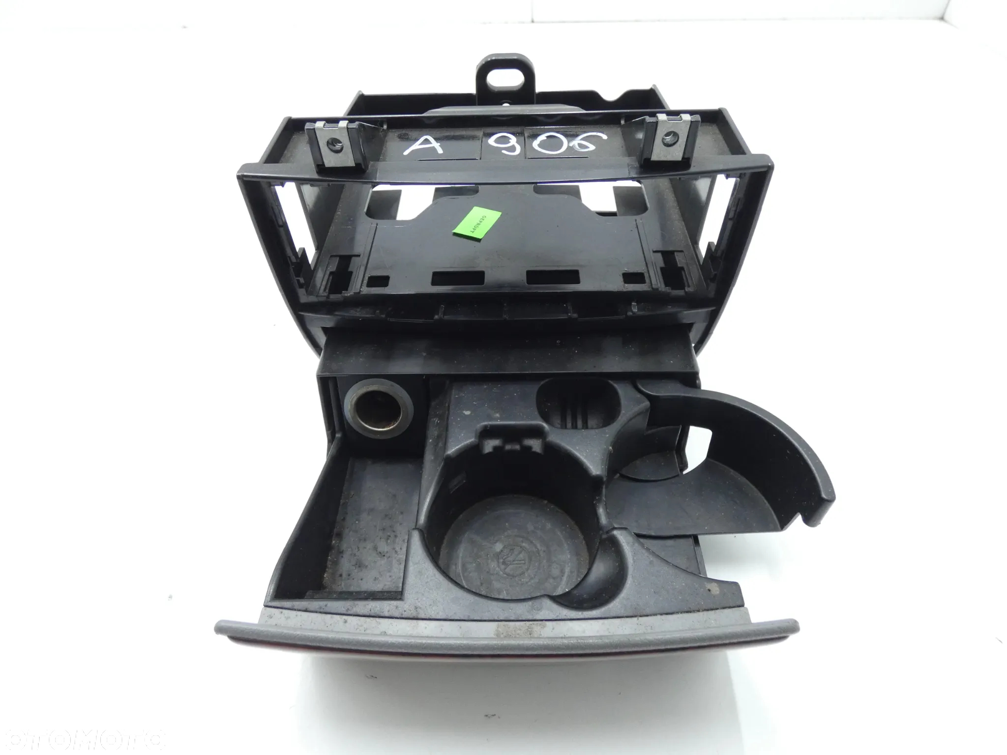 MERCEDES SPRINTER W906 UCHWYT NA KUBKI SCHOWEK CUPHOLDER DREWNO A9066800558 GORLICE - 2