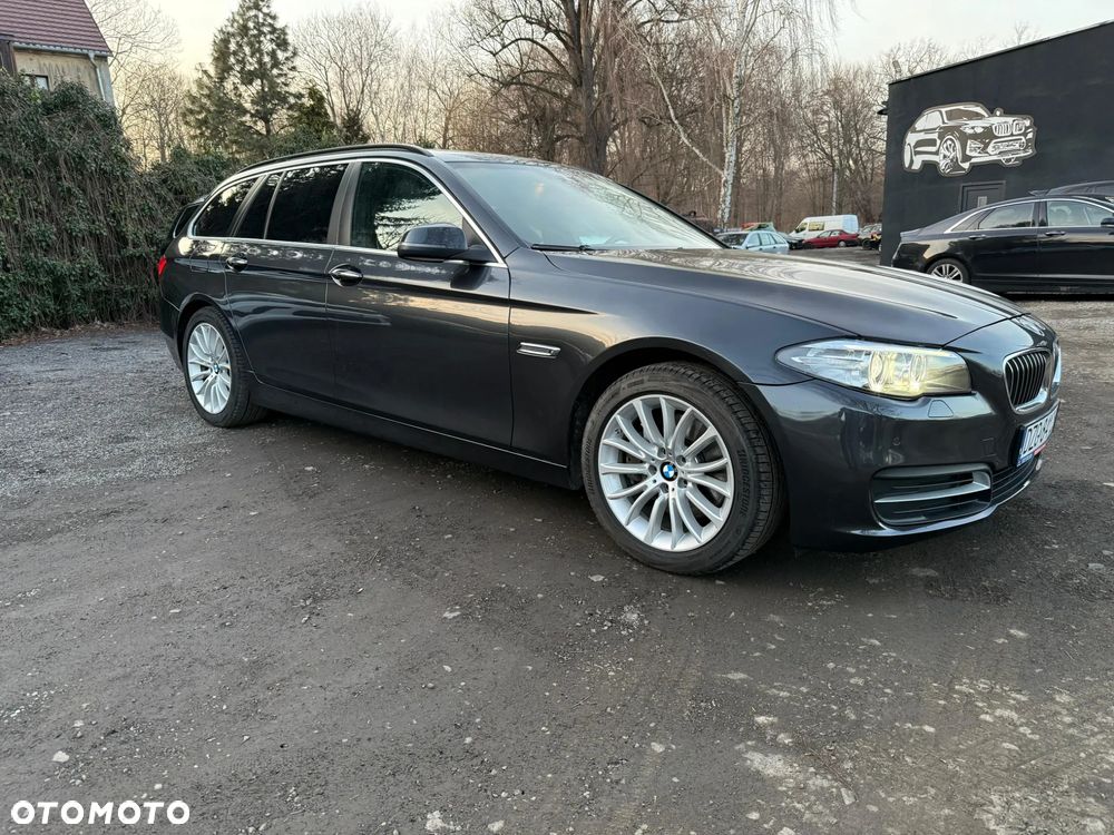 BMW Seria 5 530d xDrive Sport-Aut Luxury Line - 23
