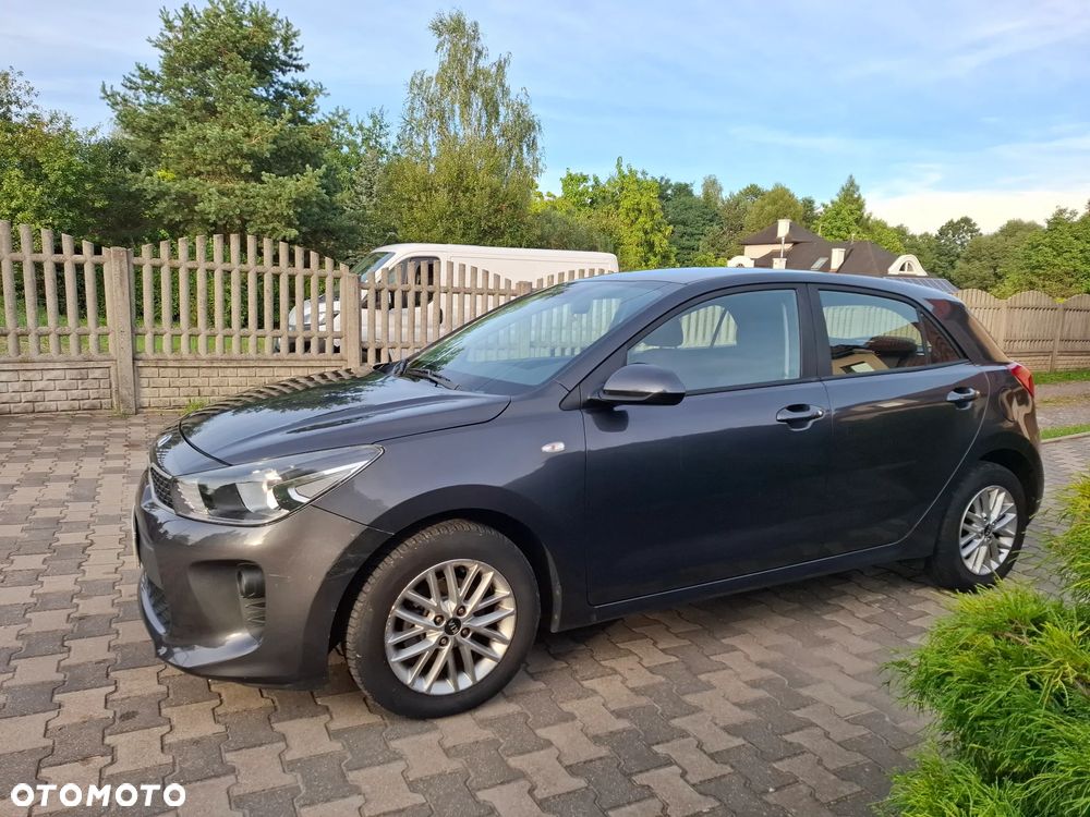 Kia Rio - 9