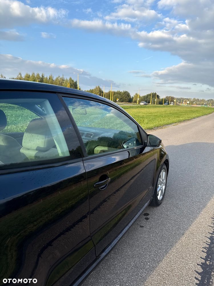 Volkswagen Polo 1.6 TDI DPF Highline - 6