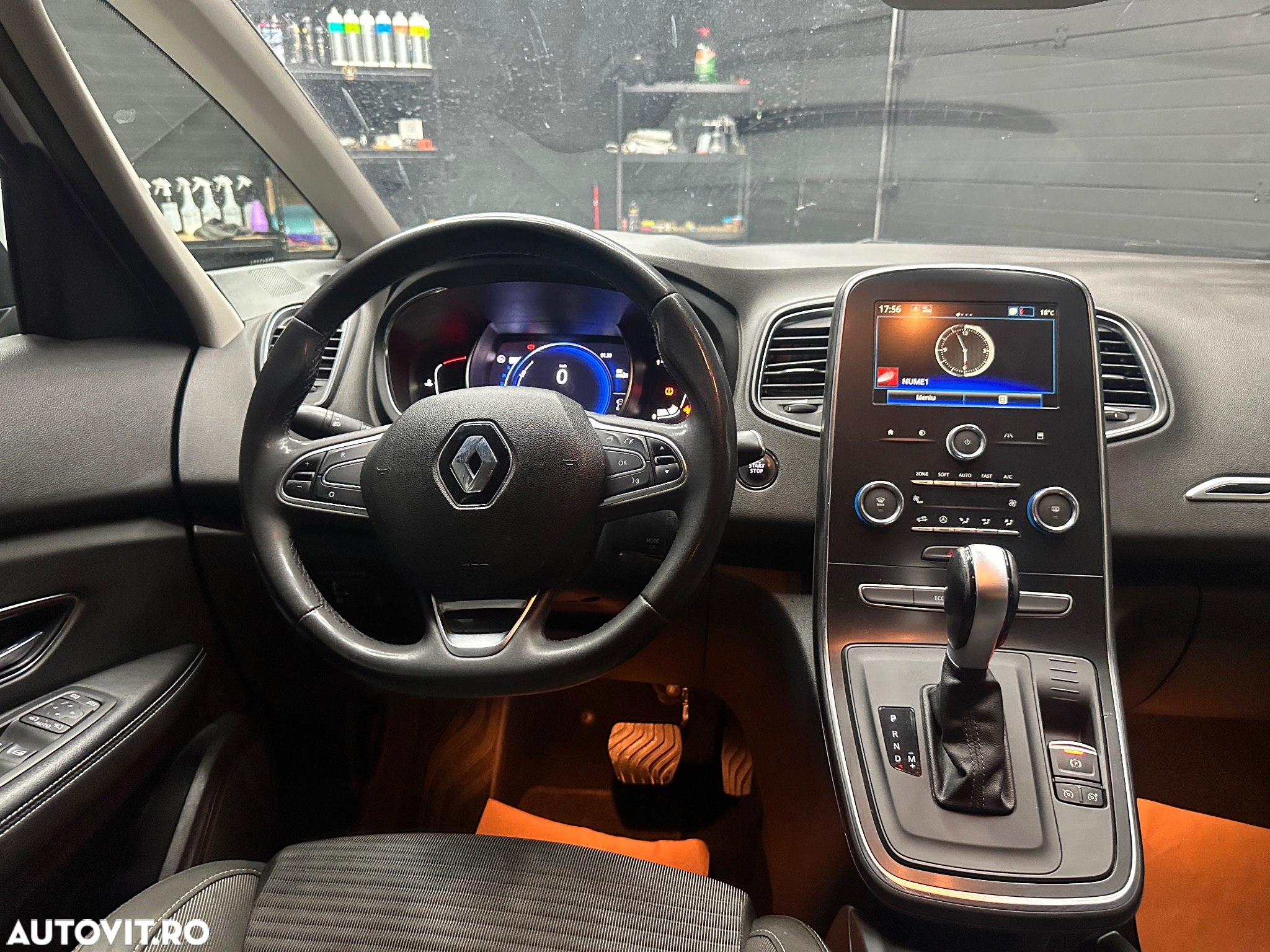 Renault Scenic - 21