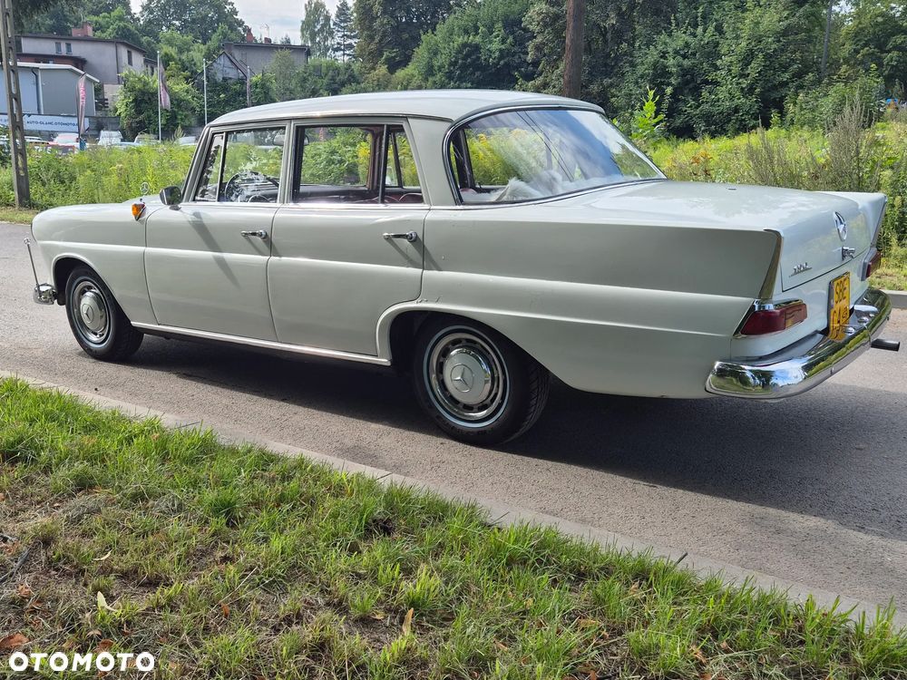 Mercedes-Benz Klasa C - 24