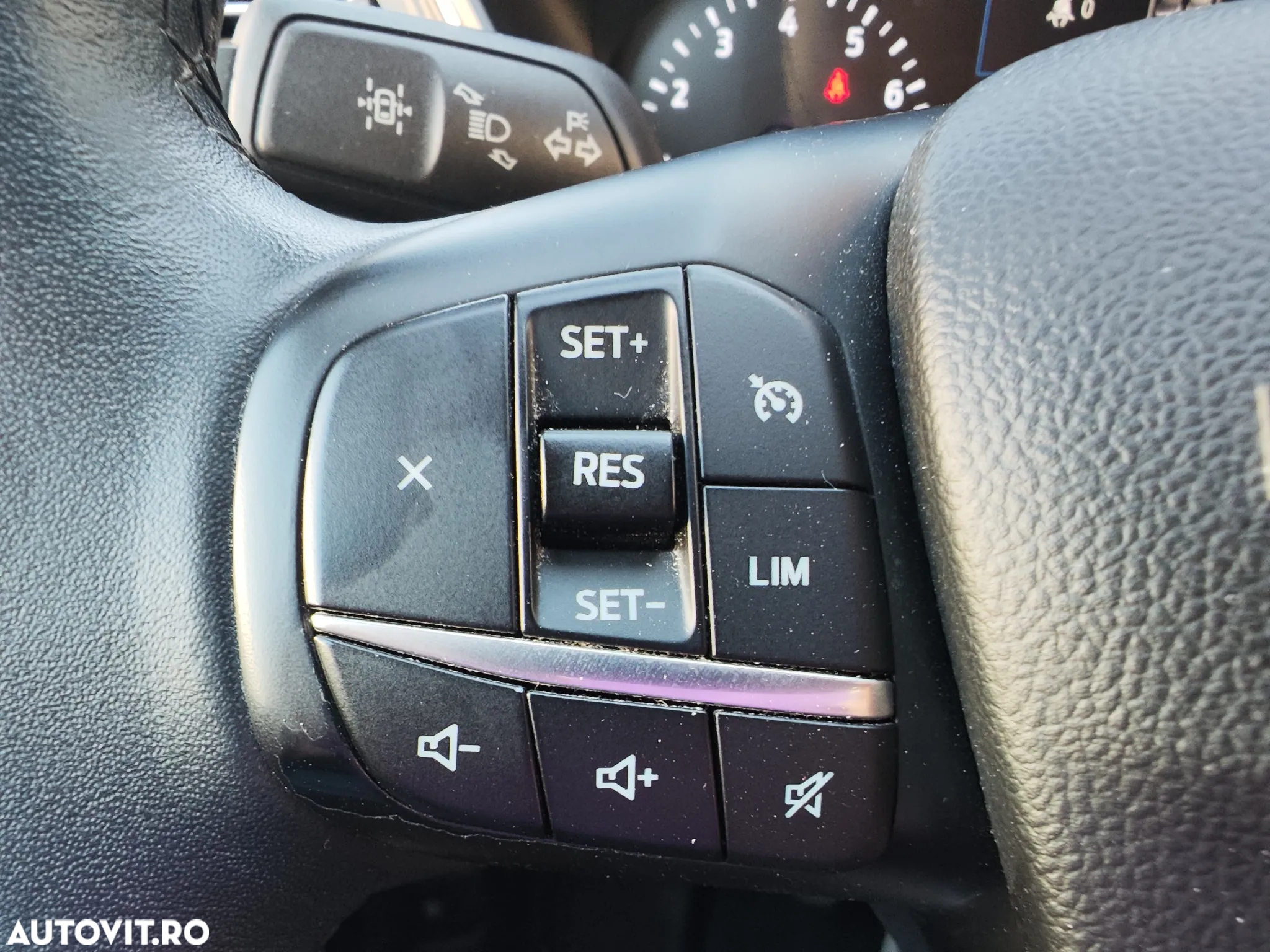 Ford Kuga 1.5 EcoBoost FWD Titanium - 30