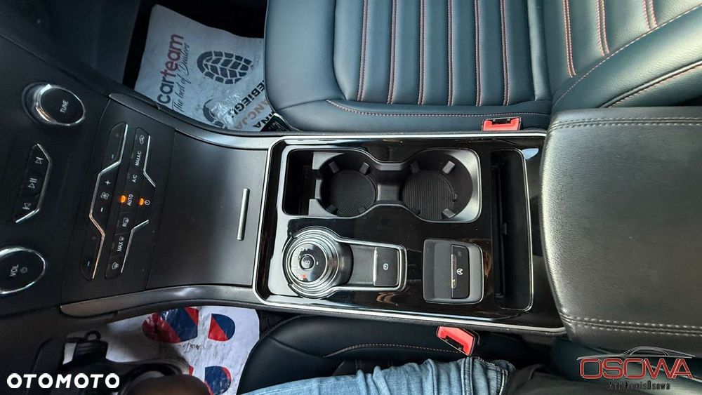 Ford Edge - 23