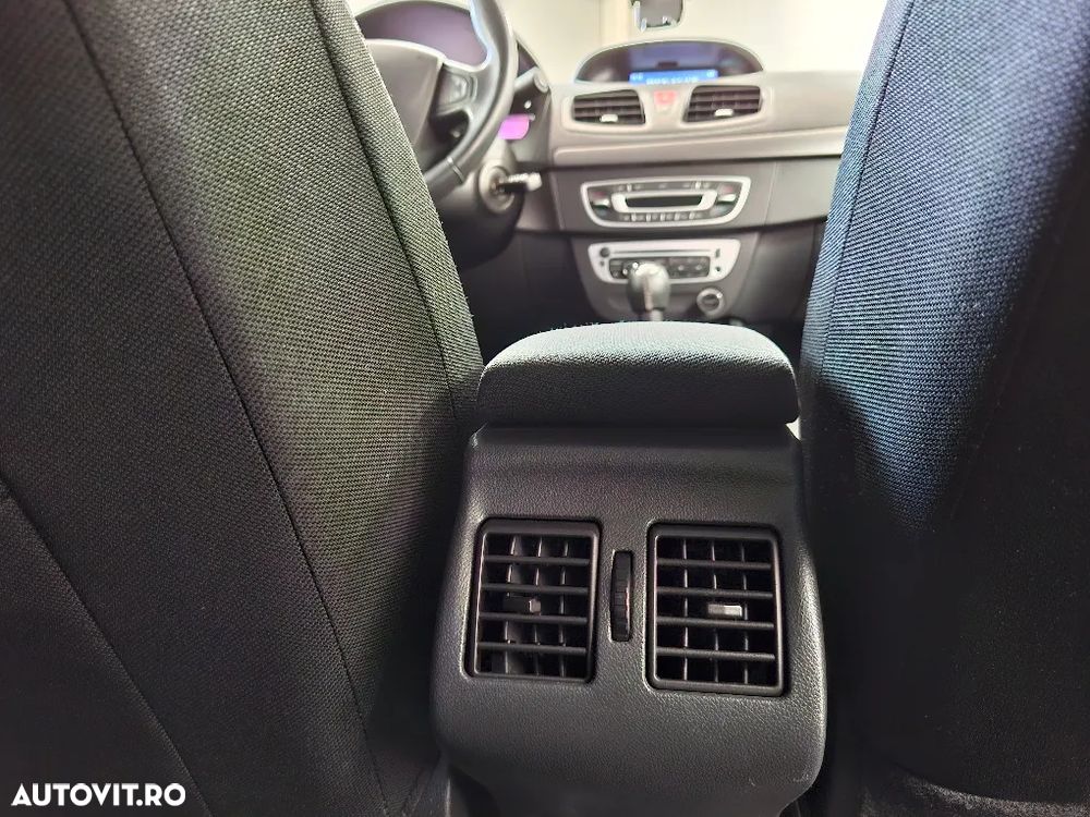 Renault Fluence 1.5dCi Dynamique - 16