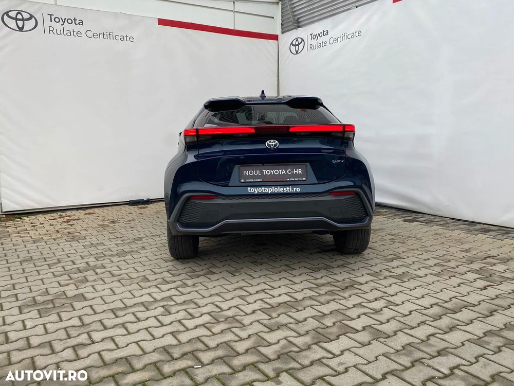 Toyota C-HR 2.0 HEV 197 CP 4x2 CVT Dynamic - 19