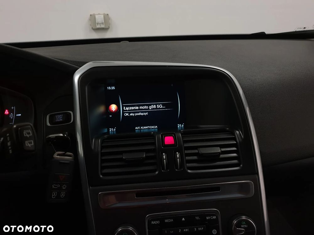 Volvo XC 60 D3 Drive-E Momentum - 18