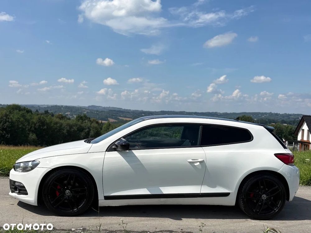 Volkswagen Scirocco 2.0 TDI DSG - 5