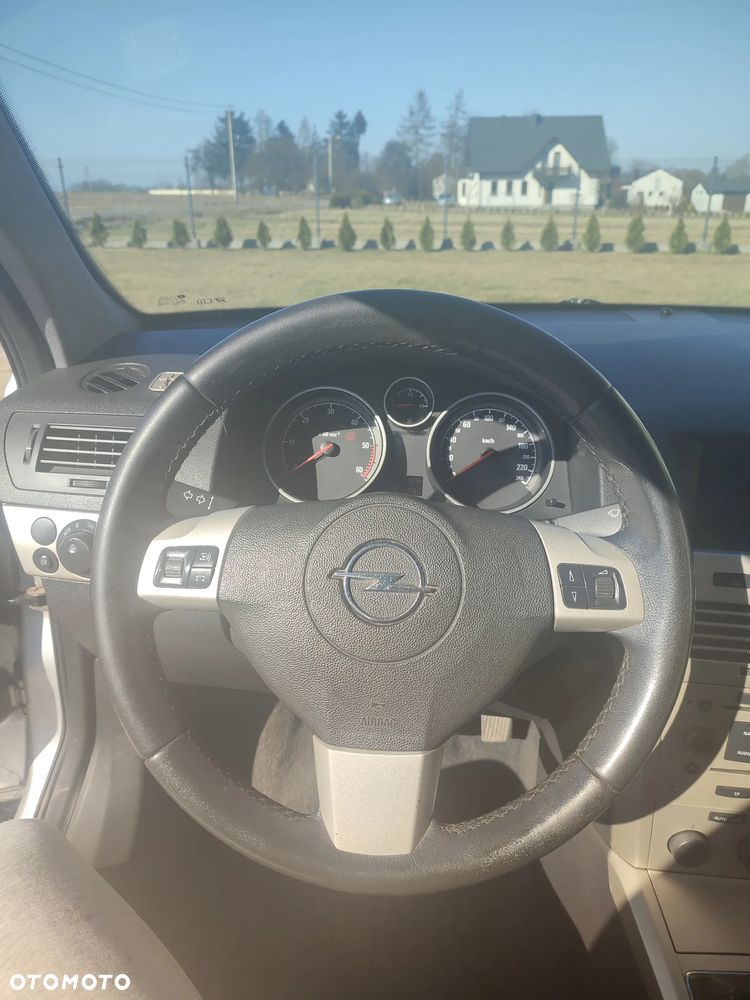 Opel Astra 1.7 CDTI - 3