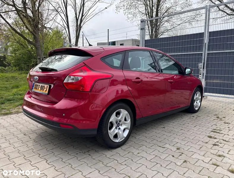 Ford Focus 1.6 Titanium - 3