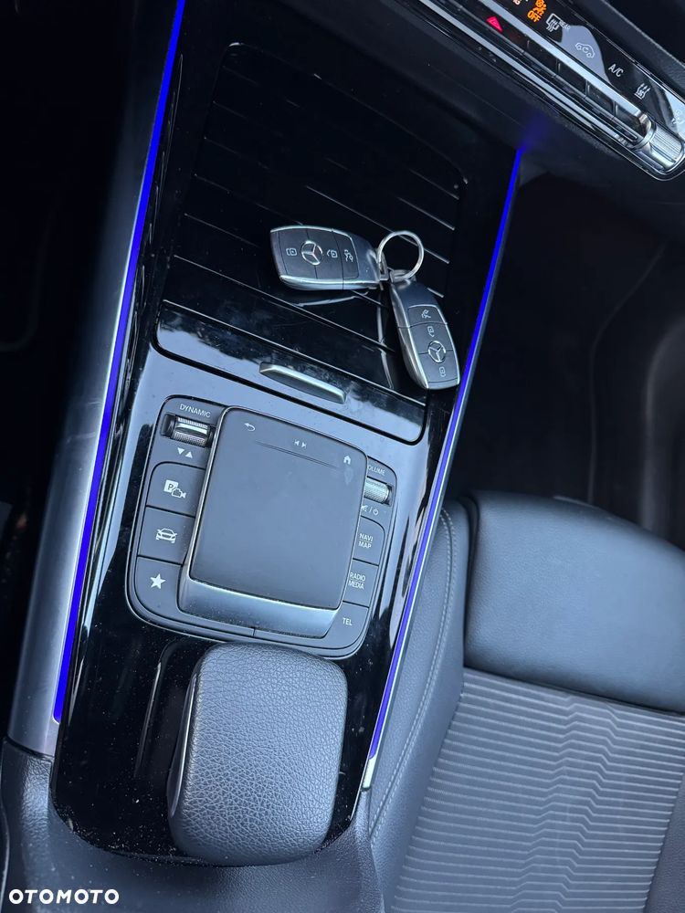 Mercedes-Benz EQA 250+ Electric Art - 38