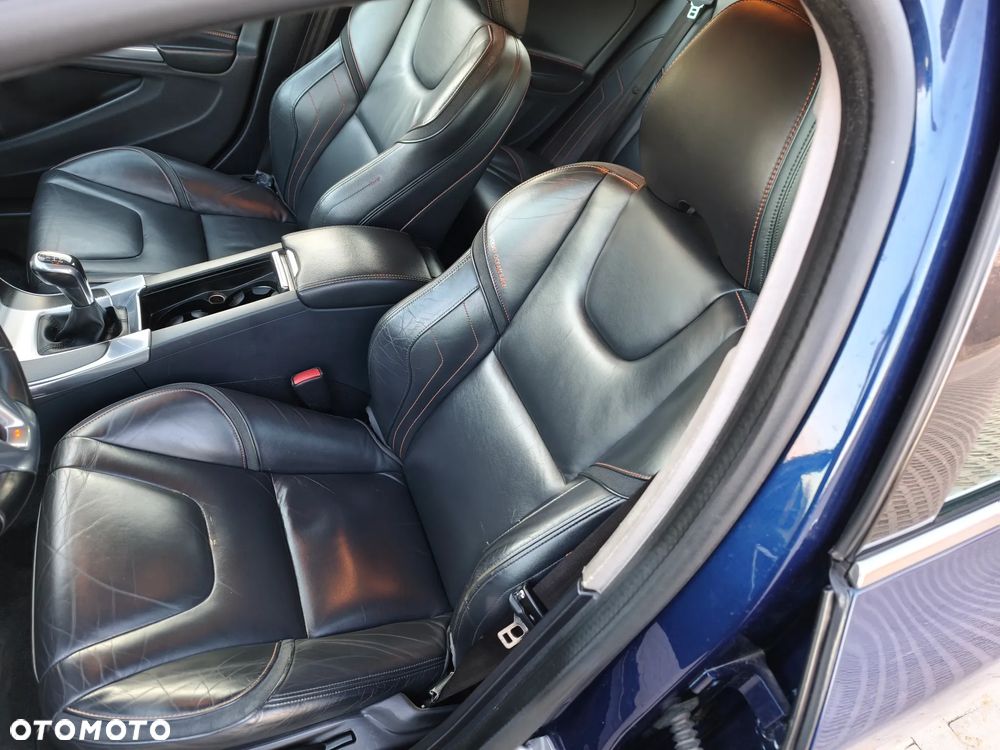 Volvo V60 D2 Drive-E Ocean Race - 15