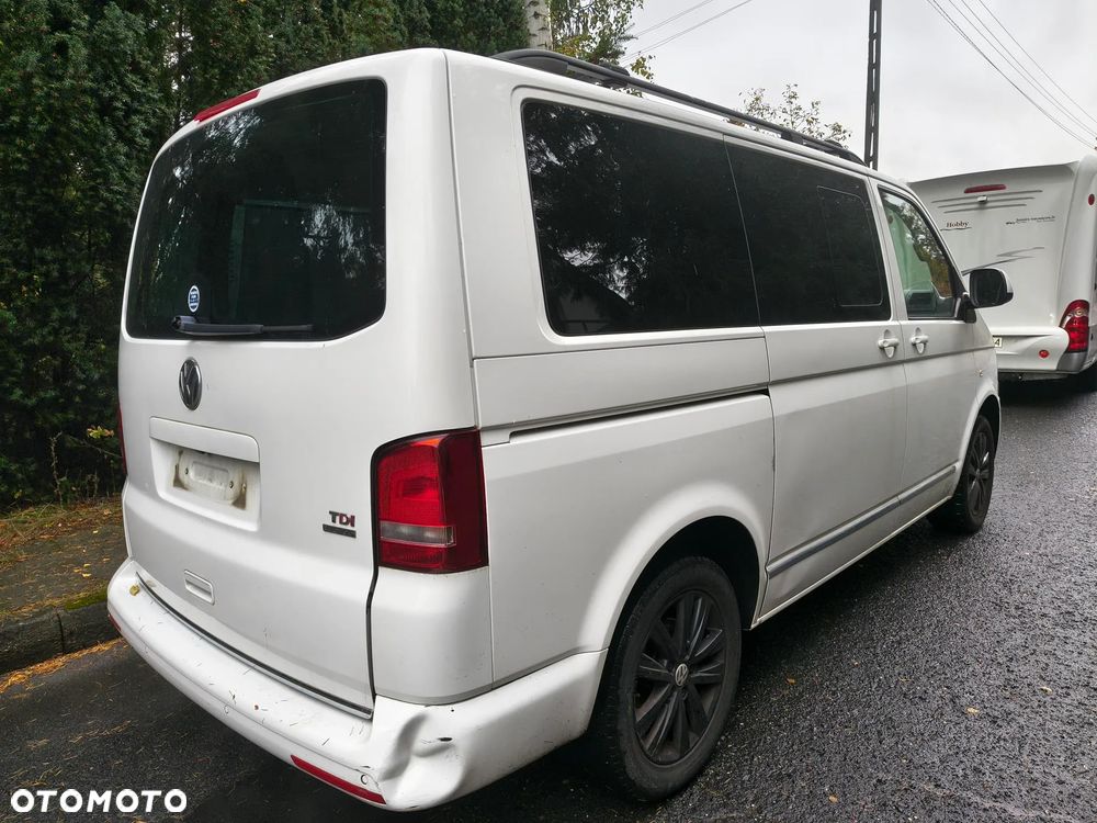 Volkswagen Multivan - 7